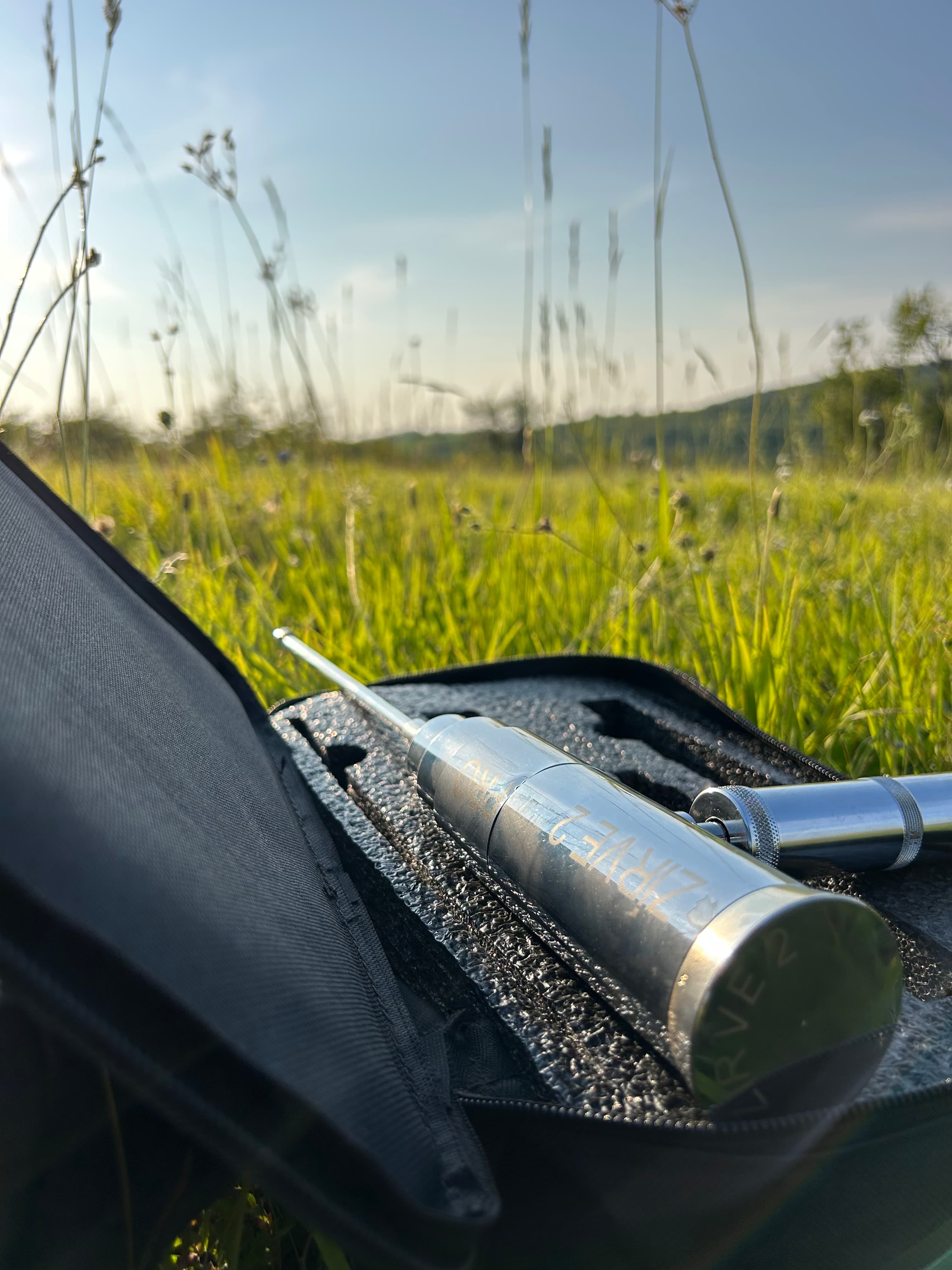 Какво представлява детекторът за полево сканиране и как работи?